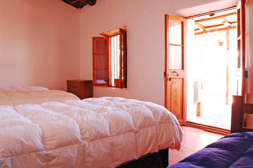 La Casa Del Pueblo Hostal San Pedro de Atacama Rum bild